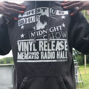 Hollister oversized hoodie / graphic hoodie / pullover